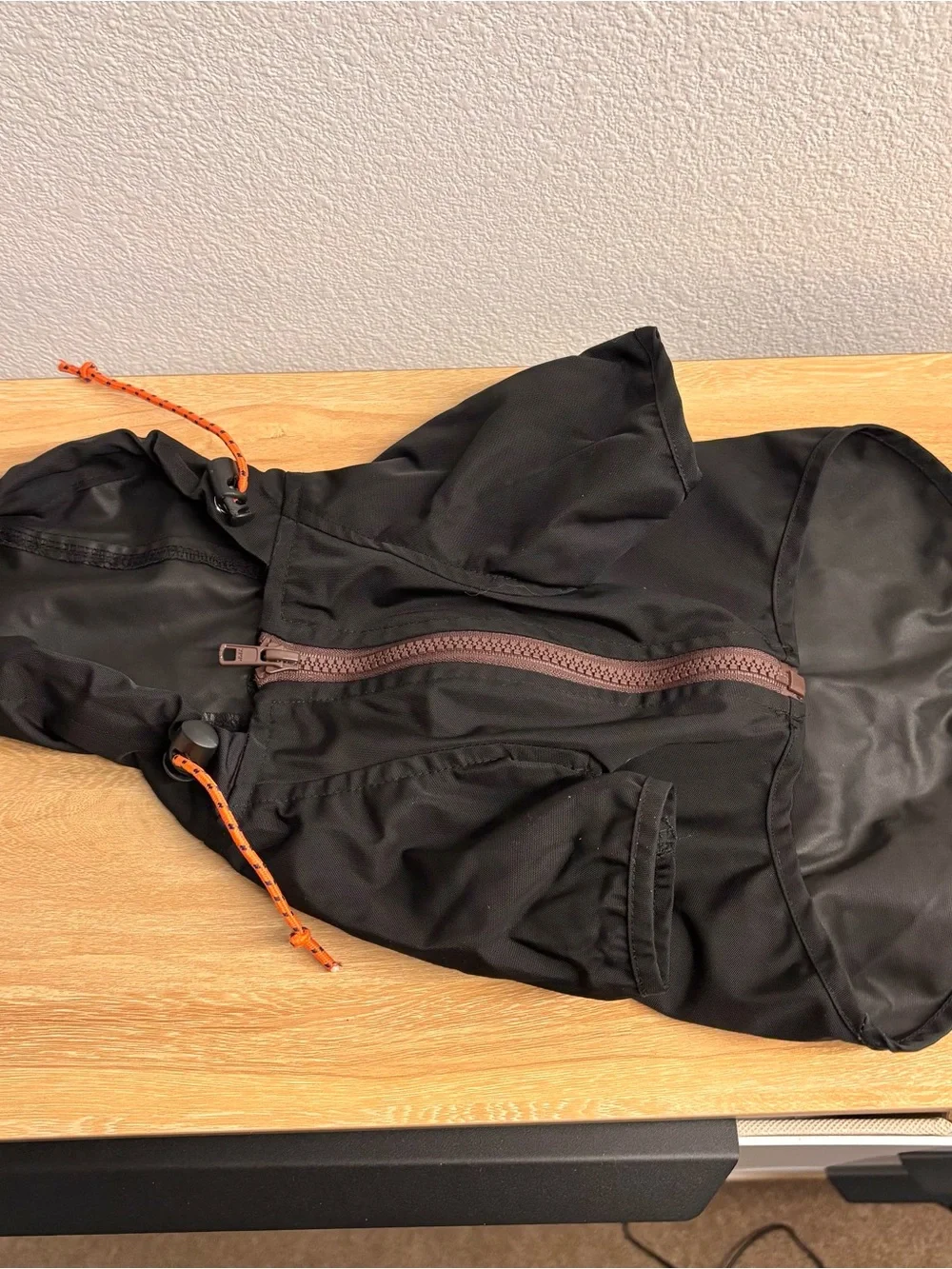 Wagwear Nylon Rainbreaker Hooded Jacket in Black - Size 8
